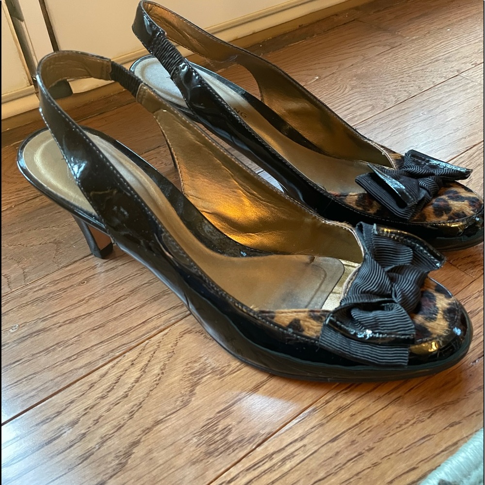 Arturo Chiang Leather Hair Black Leopard Heels 8.5
